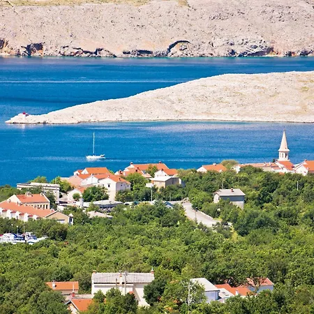 With A - C In 53768 アパート *