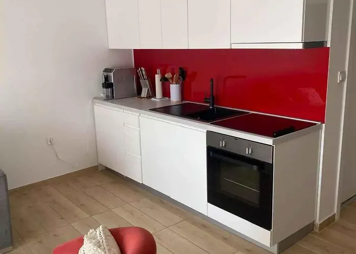 With A - C In 53768 アパート ツリクヴェニツァ