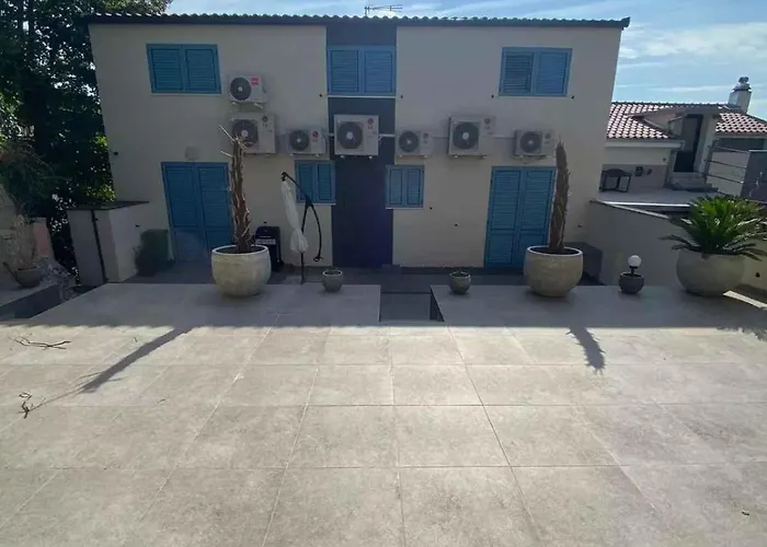 アパート With A - C In 53768 *