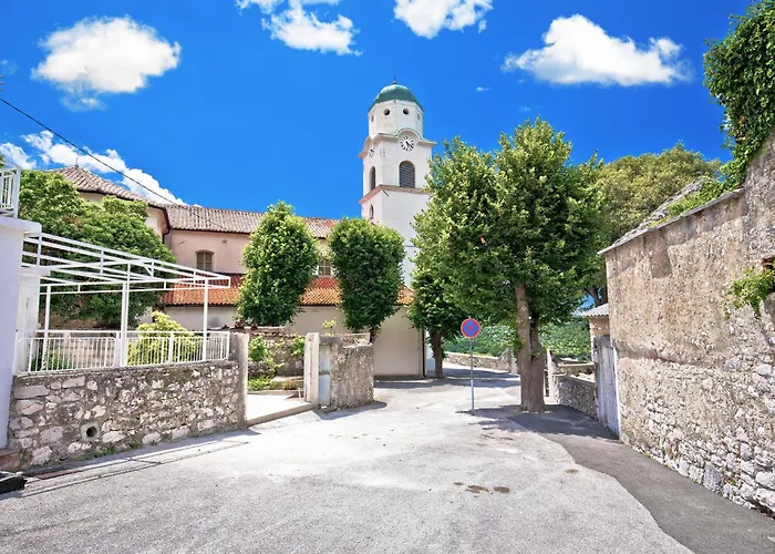 アパート With A - C In 53768 ツリクヴェニツァ