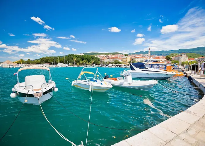 アパート With A - C In 53768 *